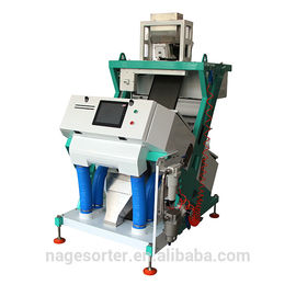 Capacité de production de la machine 600-900kg/H de trieuse de couleur d'équipement de ferme mini